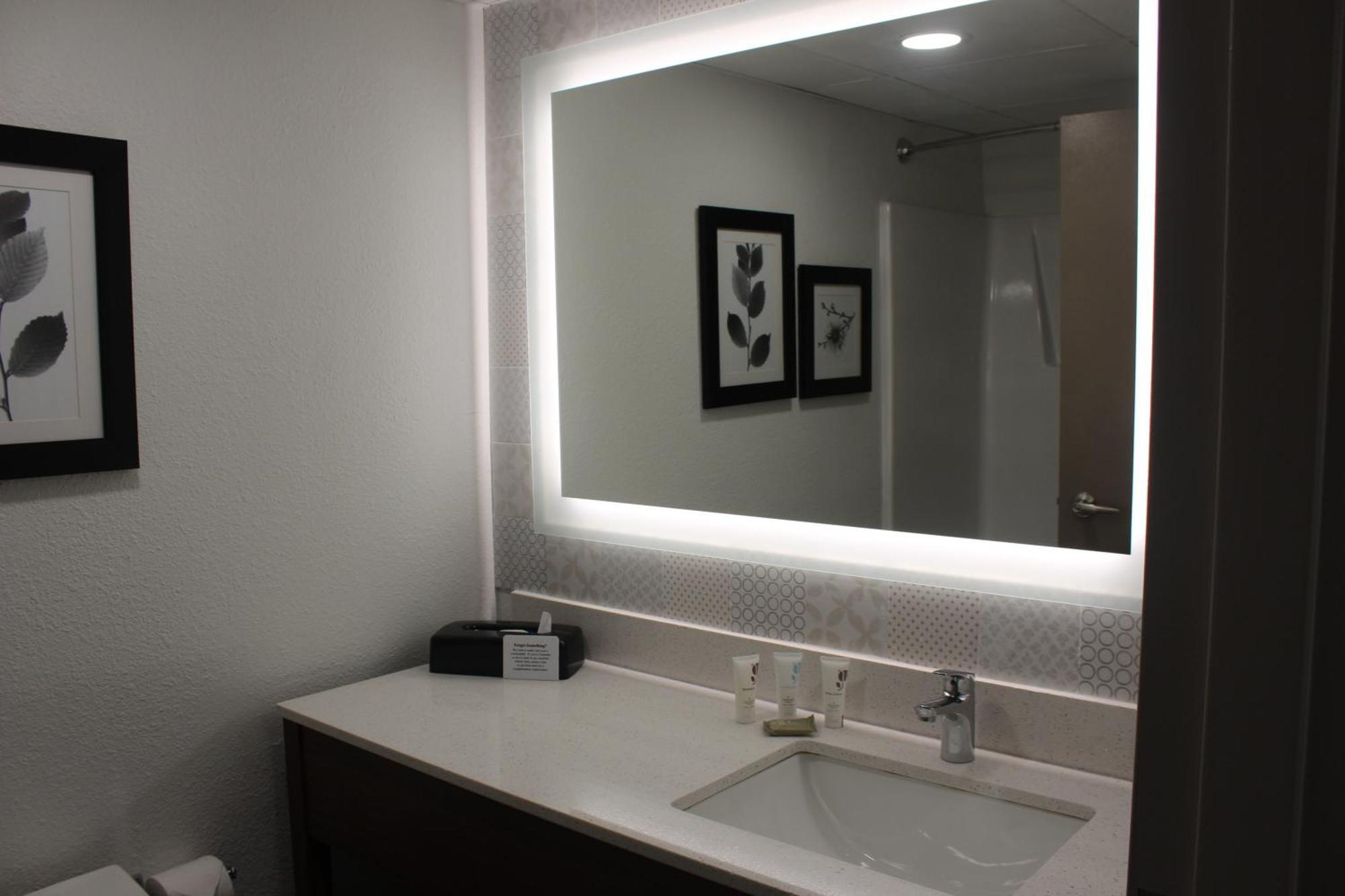 Country Inn & Suites By Radisson, Dunbar - Charleston Eksteriør billede