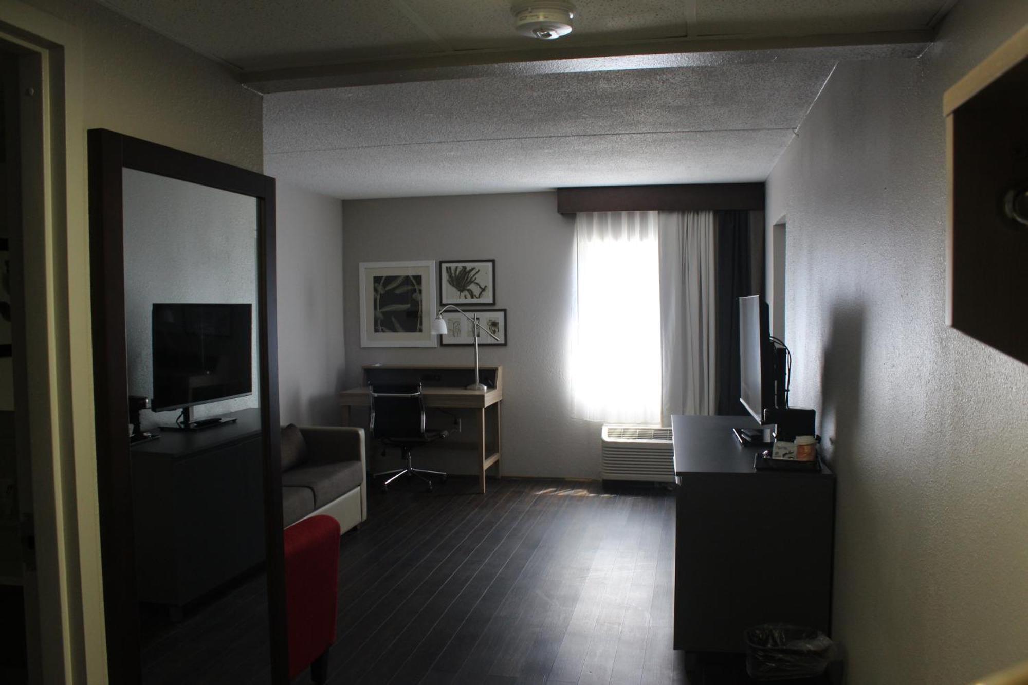 Country Inn & Suites By Radisson, Dunbar - Charleston Eksteriør billede